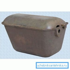Чавун - не найвдаліший варіант для бачка, свого часу його використовували тому, що ціна була невеликою Чавун - не найвдаліший варіант для бачка, свого часу його використовували тому, що ціна була невеликою