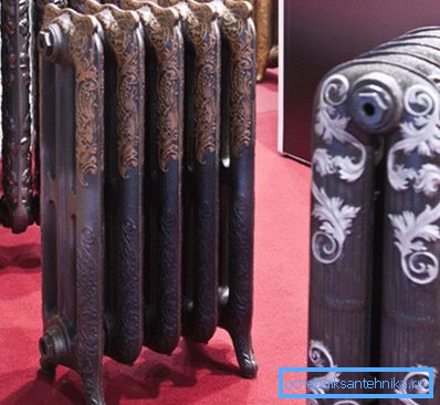 Чавунні моделі оснащуються ніжками не тільки для дизайнерського прийому, а ще тому, що мають важку вагу. Чавунні моделі оснащуються ніжками не тільки для дизайнерського прийому, а ще тому, що мають важку вагу.