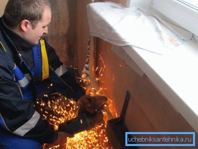 Демонтаж старого опалення Демонтаж старого опалення