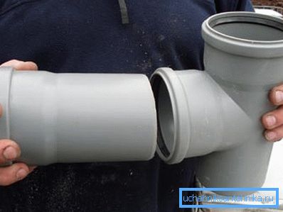 Для легкого очищення в сполученні між ємностями використовуються трійники Для легкого очищення в сполученні між ємностями використовуються трійники