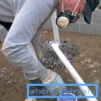 Для стикування труб може застосовуватися клей Для стикування труб може застосовуватися клей