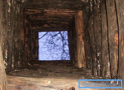 Для зміцнення стовбура традиційно використовували деревину. Для зміцнення стовбура традиційно використовували деревину.