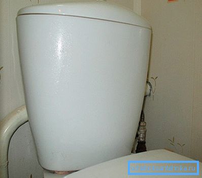 Якщо утворився конденсат, не варто відразу ж бігти в магазин і вимагати обмін товару, для початку слід переконатися створені чи «комфортні» умови для його роботи Якщо утворився конденсат, не варто відразу ж бігти в магазин і вимагати обмін товару, для початку слід переконатися створені чи «комфортні» умови для його роботи