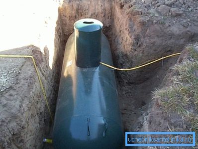 Якщо селище не газифікований, то можна використовувати велику пластикову ємність в якості особистого газосховища Якщо селище не газифікований, то можна використовувати велику пластикову ємність в якості особистого газосховища