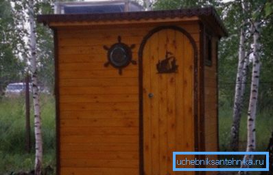 Естетична каркасна душова на заміській ділянці Естетична каркасна душова на заміській ділянці