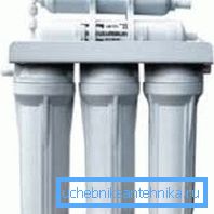 Фільтр для води з трьома рівнями очищення Фільтр для води з трьома рівнями очищення
