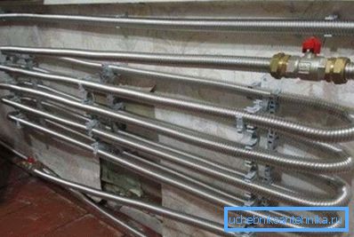 Фото опалювальної системи з нержавіючої гофри Фото опалювальної системи з нержавіючої гофри