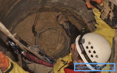 Фото робочого в правильній екіпіровці Фото робочого в правильній екіпіровці