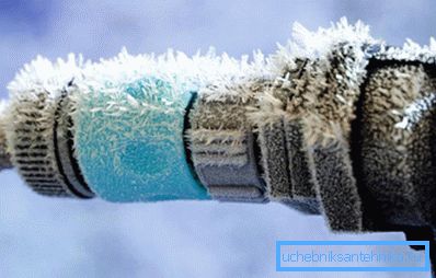 Фото замороженого водопроводу. Фото замороженого водопроводу.