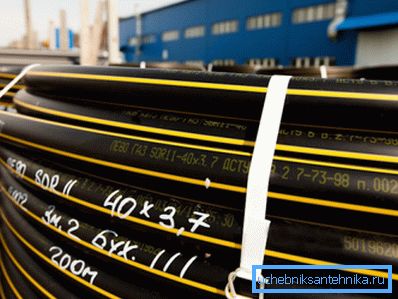 Газова ПНД труба в бухті Газова ПНД труба в бухті
