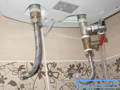 Використовувати шланги вкрай небажано. На гарячій воді вони служать недовго. Використовувати шланги вкрай небажано. На гарячій воді вони служать недовго.