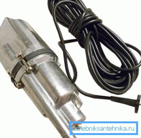 Вібраційний насос годиться для колодязя. Але ніяк не для свердловини який свердловинний насос краще