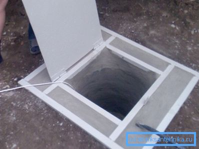 Кесон з бетону з люком Кесон з бетону з люком