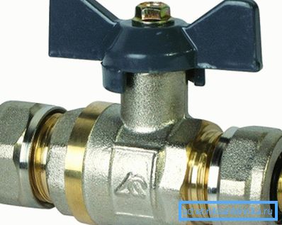 Крани для металопластику з фітингами Крани для металопластику з фітингами