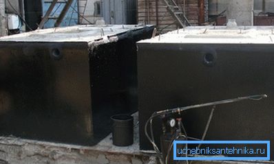 Металевий резервуар для стічних вод Металевий резервуар для стічних вод