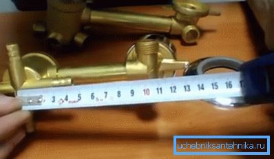 Між осями 100 мм Між осями 100 мм