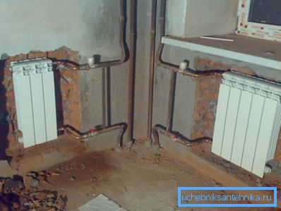 На фото - найбільш правильна схема підключення радіаторів. На фото - найбільш правильна схема підключення радіаторів.