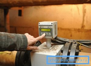 На фото - прилад обліку, встановлений на центральному колекторі На фото - прилад обліку, встановлений на центральному колекторі