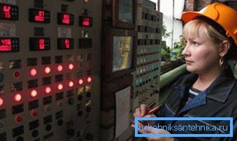Наявність або відсутність тепла в міській квартирі залежить від місцевих чиновників і комунальних служб Наявність або відсутність тепла в міській квартирі залежить від місцевих чиновників і комунальних служб