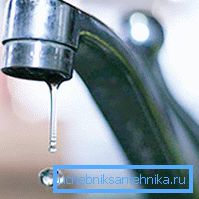 Не чекайте, поки краплі перетворяться в струмінь - вчасно відремонтуйте кран. Не чекайте, поки краплі перетворяться в струмінь - вчасно відремонтуйте кран.