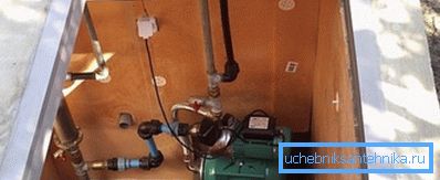 Устаткування для обв'язки свердловини на заміській ділянці Устаткування для обв'язки свердловини на заміській ділянці
