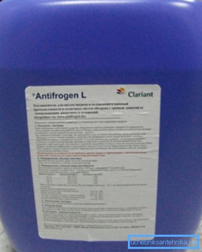 Один з найбільш якісних антифризів від компанії Clariant. Один з найбільш якісних антифризів від компанії Clariant.