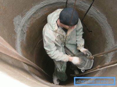 Оглядаємо і ремонтуємо стіни. Оглядаємо і ремонтуємо стіни.