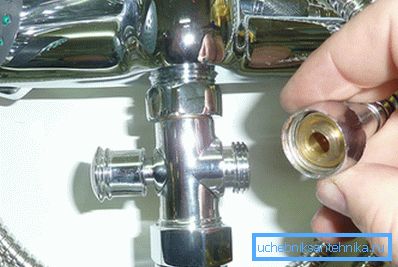 Открученной шланг для душа Открученной шланг для душа