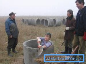 Перший час можна обійтися без відер. Перший час можна обійтися без відер.