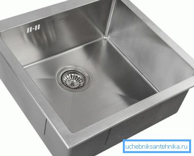 Після механічної обробки, зварних швів на стиках практично не видно. Після механічної обробки, зварних швів на стиках практично не видно.