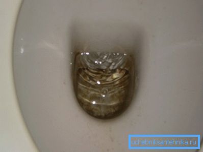 Постійно тече з бачка вода витрачає не тільки нерви, а й гроші Постійно тече з бачка вода витрачає не тільки нерви, а й гроші