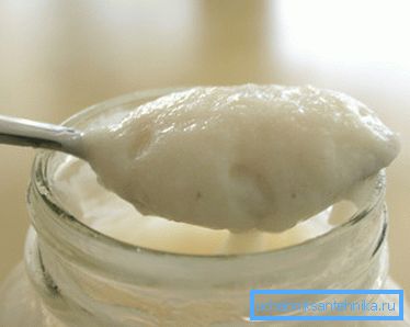 При бродінні виділяється вуглекислий газ При бродінні виділяється вуглекислий газ