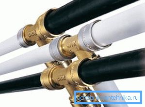 Застосування металевих фітингів продовжить термін служби з'єднань Застосування металевих фітингів продовжить термін служби з'єднань