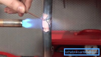 Припій повинен повністю заповнити монтажний зазор Припій повинен повністю заповнити монтажний зазор