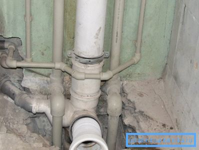 Прокладка водопроводу і каналізації в квартирі Прокладка водопроводу і каналізації в квартирі