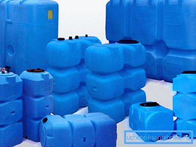 Різні за обсягом баки для води з пластика з краном Різні за обсягом баки для води з пластика з краном