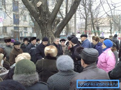 Рішення про індивідуальний відключенні опалення повинно прийматися на загальних зборах мешканців будинку Рішення про індивідуальний відключенні опалення повинно прийматися на загальних зборах мешканців будинку
