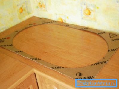 Зробити лекало просто, зате з його допомогою роботи значно спрощуються Зробити лекало просто, зате з його допомогою роботи значно спрощуються