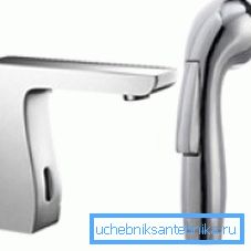 Сенсорний змішувач з душем Сенсорний змішувач з душем