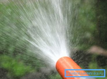 Швидкість подачі води Швидкість подачі води