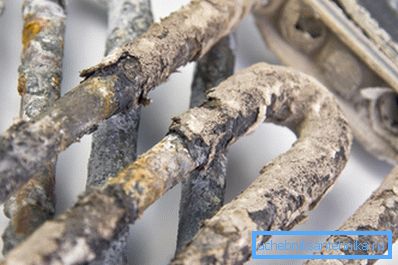 Солі жорсткості відкладаються на нагрівальних елементах. Солі жорсткості відкладаються на нагрівальних елементах.