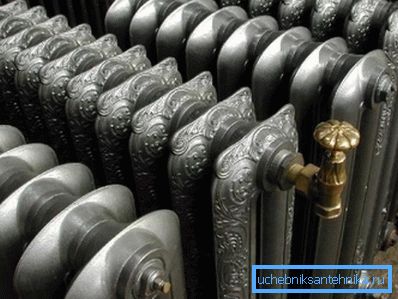 Сучасні радіатори сильно відрізняються від систем, виготовлених в минулому столітті Сучасні радіатори сильно відрізняються від систем, виготовлених в минулому столітті