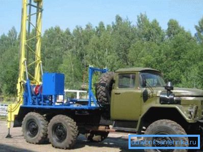 Спеціалізована техніка, яку можна використовувати як для буріння, так і для забивання голки Спеціалізована техніка, яку можна використовувати як для буріння, так і для забивання голки
