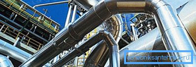 Сталеві конструкції на нафтопереробному підприємстві Сталеві конструкції на нафтопереробному підприємстві
