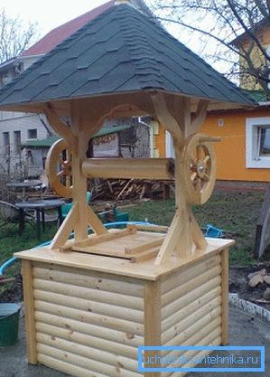 Зверху можна встановити систему подачі води і захист у вигляді будиночка Зверху можна встановити систему подачі води і захист у вигляді будиночка