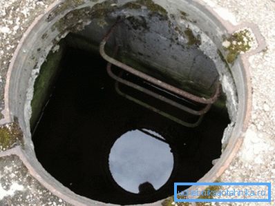 Так виглядає люк, що веде в громадську каналізаційну систему Так виглядає люк, що веде в громадську каналізаційну систему