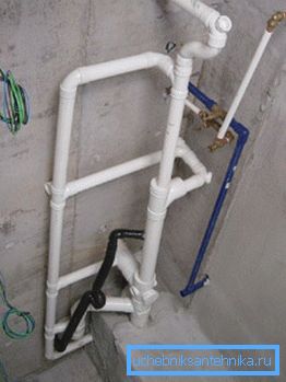 Труба ПЕ 100 SDR 21 в квартирі Труба ПЕ 100 SDR 21 в квартирі