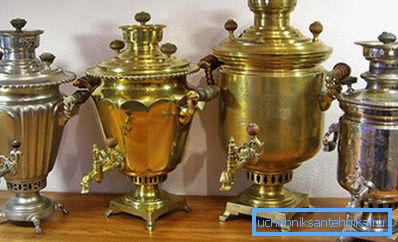 Колір самоварів відрізняється досить сильно, при цьому покриття може бути як глянцевим, так і матовим, тому важливо знайти відповідний краник Колір самоварів відрізняється досить сильно, при цьому покриття може бути як глянцевим, так і матовим, тому важливо знайти відповідний краник