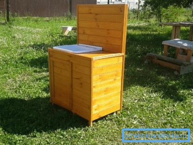 Тумба під дачний умивальник може бути виготовлена з будь-яких підручних матеріалів: дошки, фанери, пластикових панелей і т.д. Тумба під дачний умивальник може бути виготовлена з будь-яких підручних матеріалів: дошки, фанери, пластикових панелей і т.д.