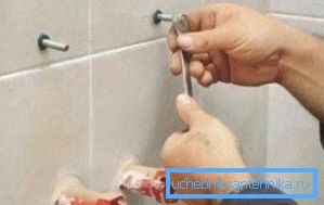 Установка кріпильних кронштейнів Установка кріпильних кронштейнів